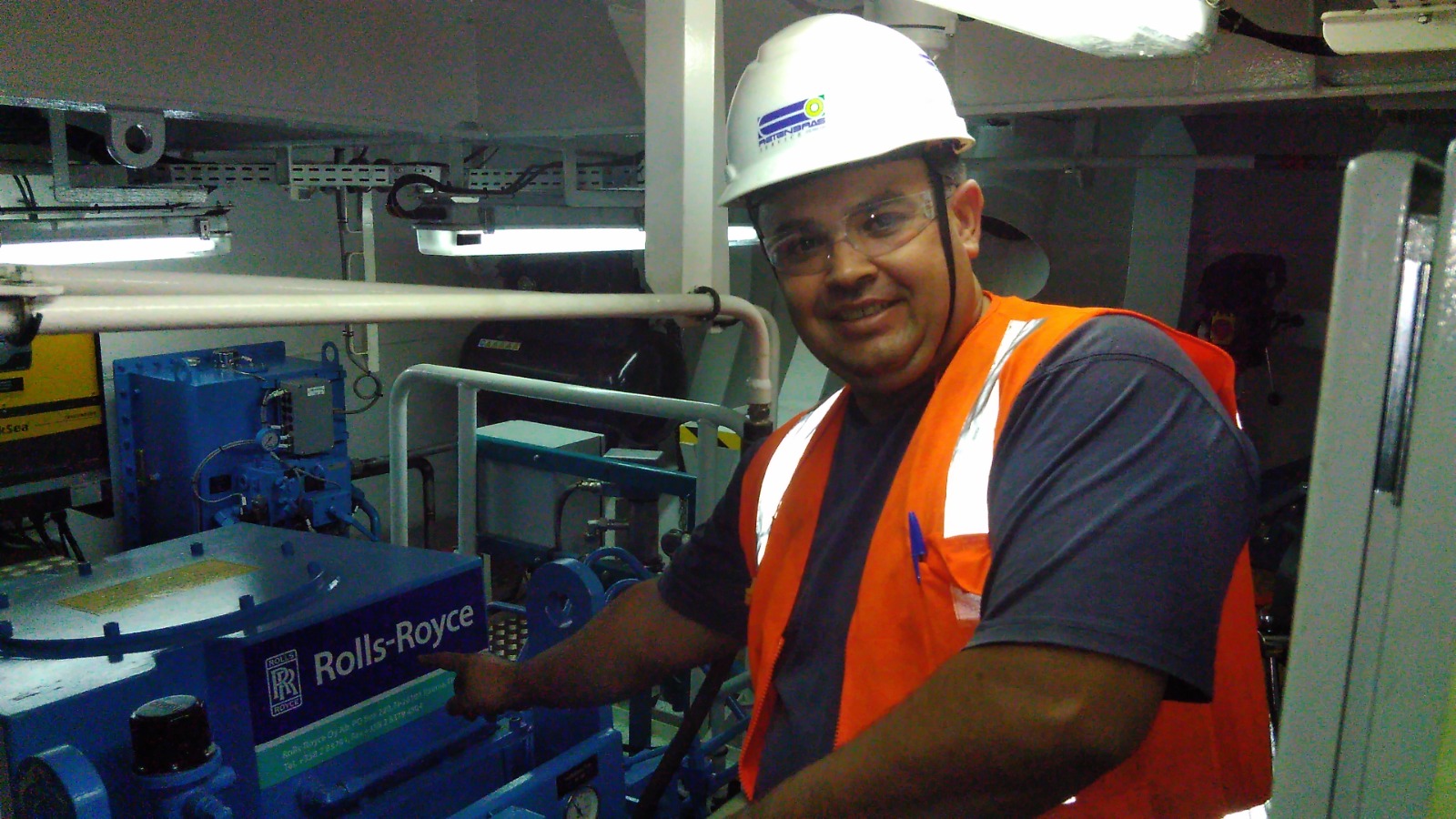 WhatsApp Image 2025-09-17 at 19.49.42.jpeg